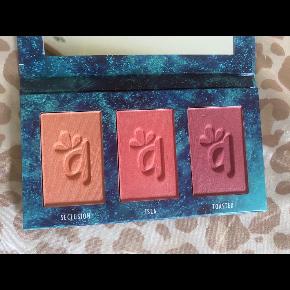 Alamar blush trio